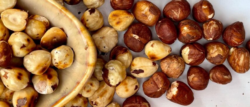 Hazelnoten met en zonder schil